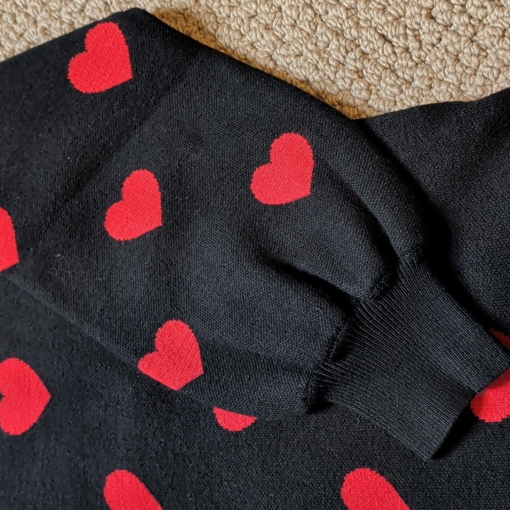 Black Sweater With Red Hearts Marled Crew Neck Long Sleeve Queen Of Hearts - Picture 3 of 8